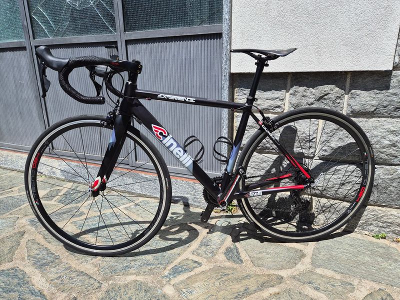 Tweedehands Cinelli Experience Shimano 105 2022 Road & Gravel