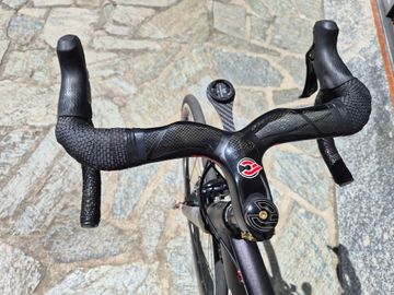 Używany Cinelli Experience Shimano 105 2022 Road & Gravel — zdjęcie 10 z 11