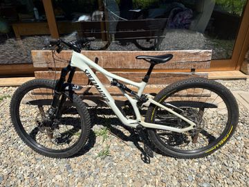 Used Specialized Stumpjumper Comp 2022 2022 Mountainbike, White, 29 — image 2 of 8