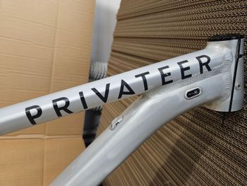 Used Privateer 161 Frameset 2023 Frameset 2023 Mountainbike, Light Gray, 27.5, 29 — image 4 of 14