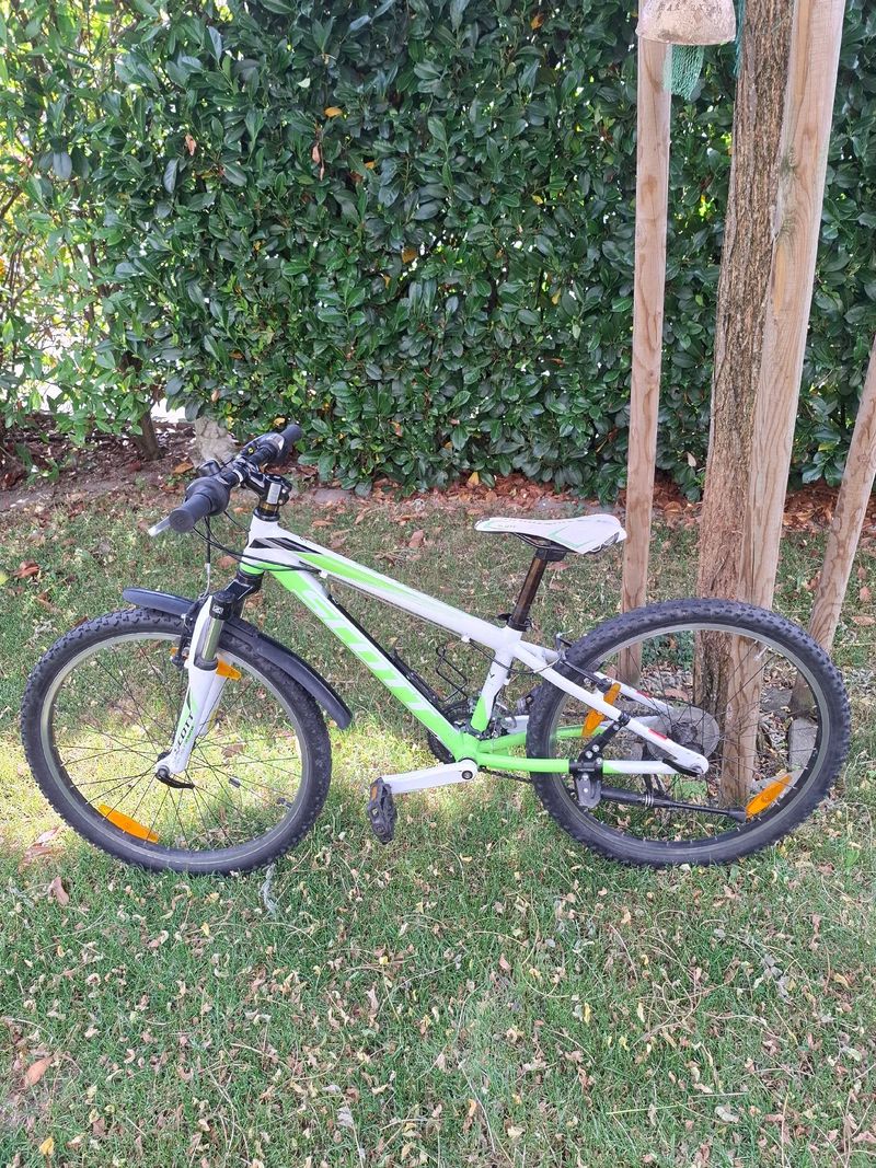 Used Scott Scale Shimano Altus 2016 Kids & Youth