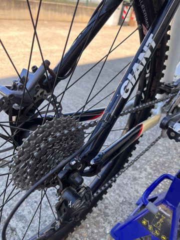Gebrauchtes Giant Terrago 1 2010 Mountainbike, Schwarz — Bild 7 von 11