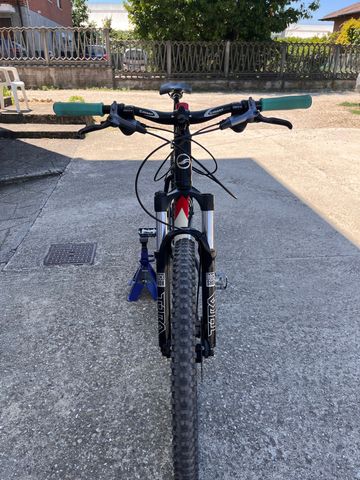 Gebrauchtes Giant Terrago 1 2010 Mountainbike, Schwarz — Bild 3 von 11