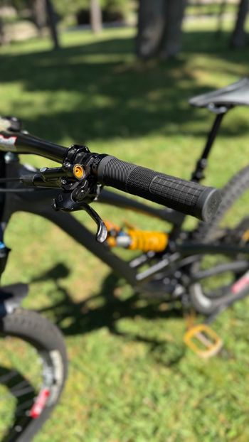 YT Industries Capra 27 AL 2018 2018 Mountainbike usato, Nero — immagine 11 di 20