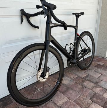 Used BMC Roadmachine 01 FOUR 2020 2020 Road & Gravel, Black — image 3 of 11