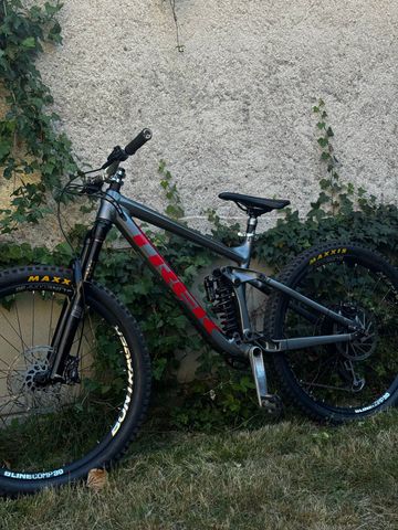 Gebrauchtes Trek Remedy SRAM X01 2021 Mountainbike, Hellgrau — Bild 12 von 13