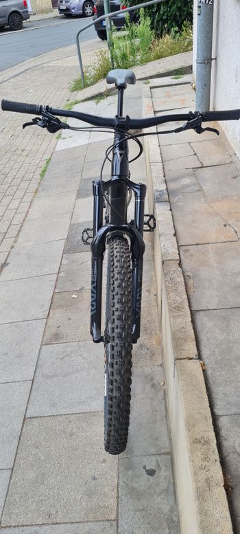 Brugt Giant Reign 2 2023 2023 Mountainbike — billede 2 af 6