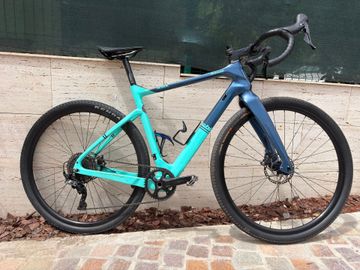 Bianchi Arcadex GRX 810 2023 2023 Road & Gravel usato