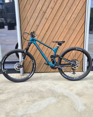 Używany Radon Slide Trail Cf 2023 Frameset 2023 Mountainbike — zdjęcie 4 z 6