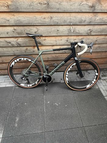 Used Canyon Grail CF SLX 8 AXS 2024 2024 Road & Gravel