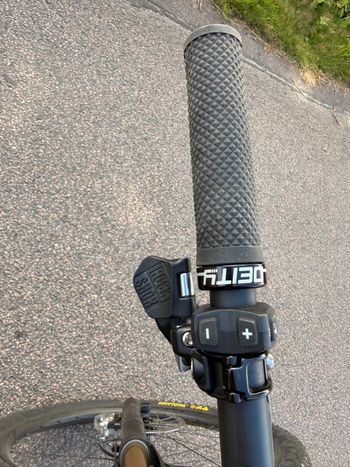 Używany Specialized Custom Sram Eagle Transmission XX 2024 Mountainbike — zdjęcie 6 z 14