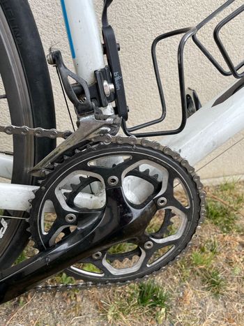 Used Giant Defy 3 2016 2016 Road & Gravel, White — image 4 of 7