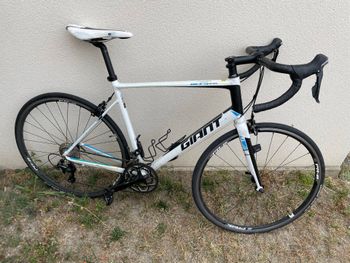 Tweedehands Giant Defy 3 2016 2016 Racefiets & gravel