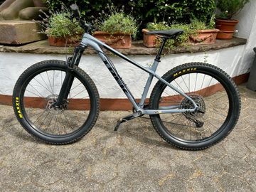 Brugt Trek Roscoe 8 Women's 2020 2020 Mountainbike — billede 1 af 21