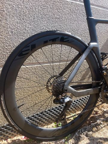 Brugt Orbea ORCA AERO M30iLTD 2023 2023 Road & Gravel — billede 10 af 14