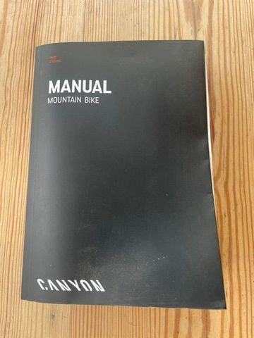 Used Canyon Stitched 2025 Urban, Black — image 7 of 10