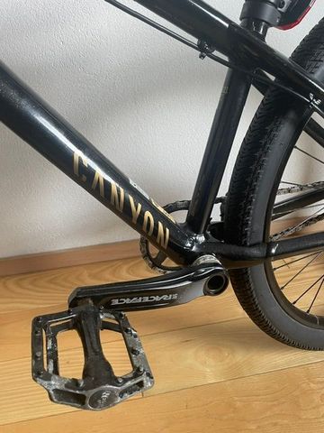 Used Canyon Stitched 2025 Urban, Black — image 6 of 10