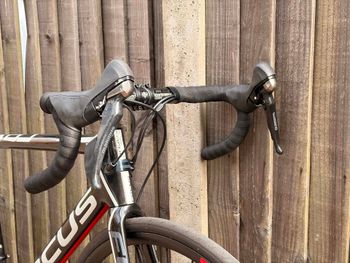Used Focus Cayo Shimano Ultegra 2017 Road & Gravel, Black — image 7 of 10