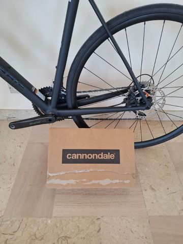 Cannondale caad 14 Custom Shimano 105 2026 Road & Gravel usato, Nero — immagine 13 di 13