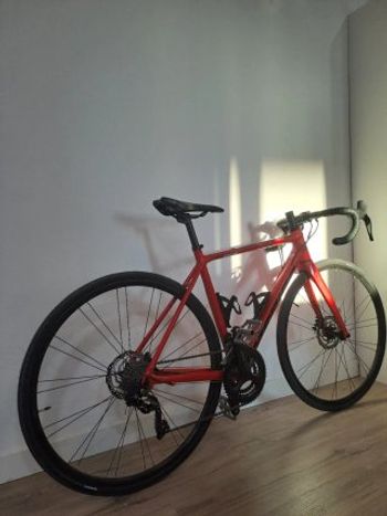 Tweedehands Merida Scultura Shimano 105 2021 Racefiets & gravel