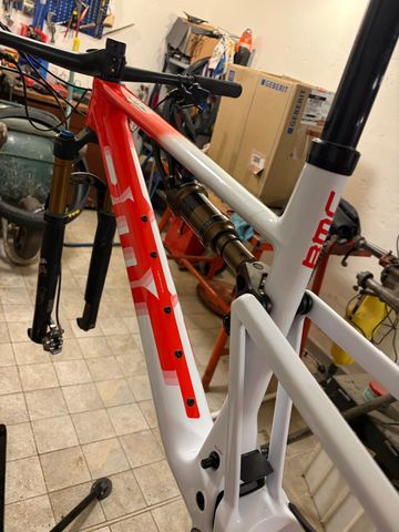 Used BMC Fourstroke 01 LTD 2024 Frameset 2024 Mountainbike, Red, 29 — image 5 of 5