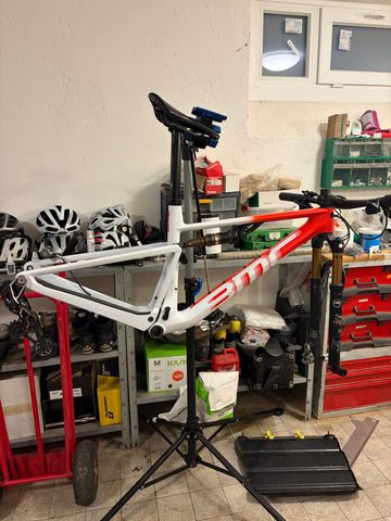 BMC Fourstroke 01 LTD 2024 Frameset 2024 MTB usato