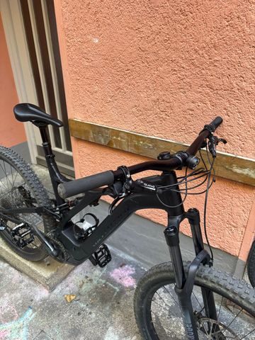 Tweedehands Specialized Turbo Levo 2021 2021 Mountainbike — afbeelding 9 van 12