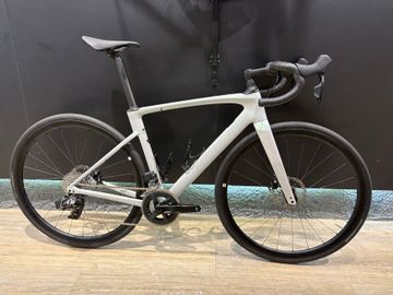 Brugt Specialized Roubaix SRAM Rival eTap AXS 2024 Road & Gravel