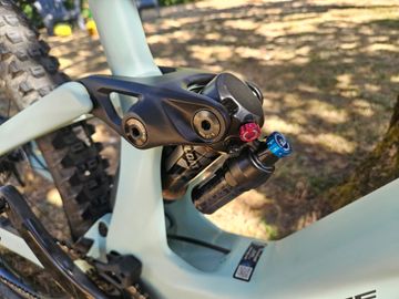Używany Lapierre Zesty CF 9.9 2026 2026 Mountainbike — zdjęcie 5 z 19