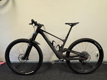 Used Scott Spark ST 910 TR 2024 2024 Mountainbike, Black, 29 — image 4 of 8