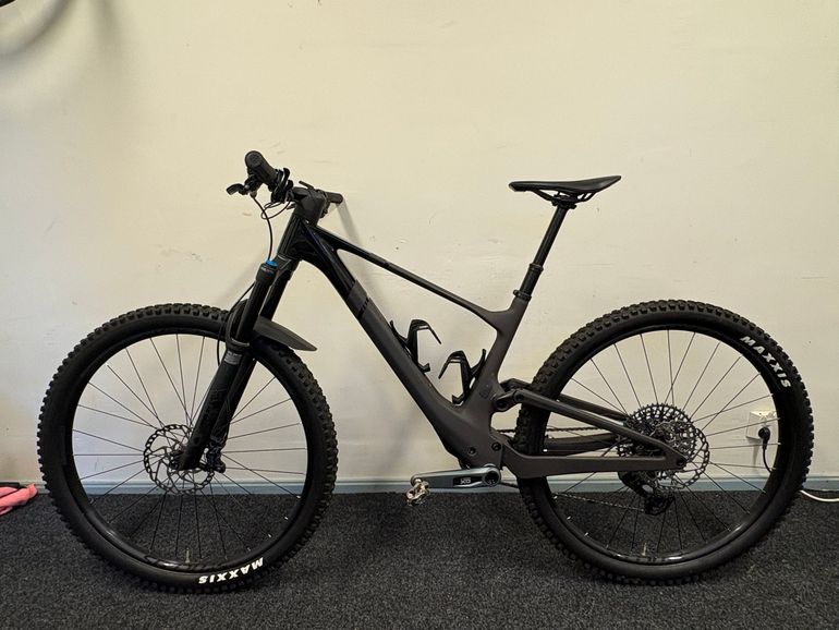 Used Scott Spark ST 910 TR 2024 2024 Mountainbike, Black, 29 — image 4 of 8