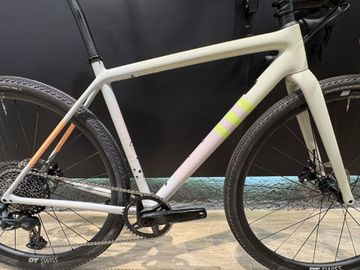 Specialized Crux Expert 2022 2022 Road & Gravel usato, Bianco — immagine 3 di 6