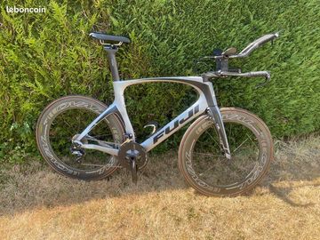 Fuji Norcom Straight 2.1 2019 2019 Road & Gravel de segunda mano, Gris claro — imagen 1 de 4