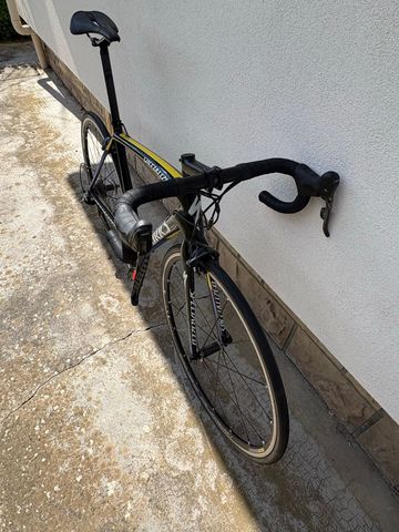 Used Specialized Tarmac SRAM Red 2014 Road & Gravel, Black — image 5 of 8