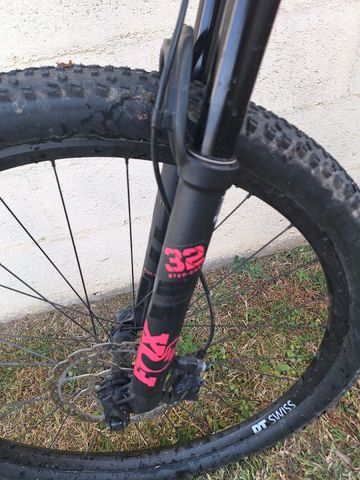 Used Orbea oiz Custom Shimano Deore XT 2024 Mountainbike, Red — image 7 of 15