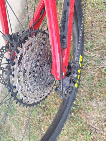 Used Orbea oiz Custom Shimano Deore XT 2024 Mountainbike, Red — image 3 of 15