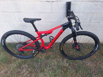 Tweedehands Orbea oiz Custom Shimano Deore XT 2024 MTB