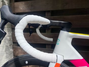 Gebrauchtes Lightcarbon Custom SRAM Rival eTap AXS 2026 Road & Gravel, Weiß — Bild 22 von 26