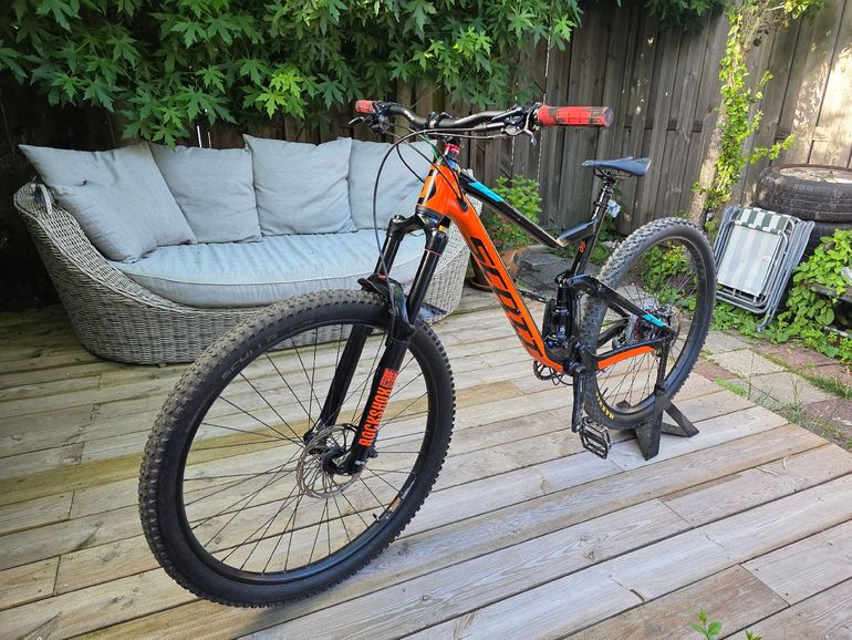 Używany Scott Genius 940 2019 2019 Mountainbike — zdjęcie 13 z 16