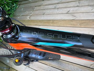 Used Scott Genius 940 2019 2019 Mountainbike, Black, 29 — image 10 of 16