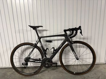 Použité GIRS Custom SRAM Red eTap 2017 Road & Gravel