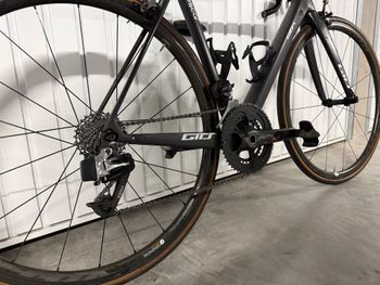 Used GIRS Custom SRAM Red eTap 2017 Road & Gravel, Black — image 2 of 3