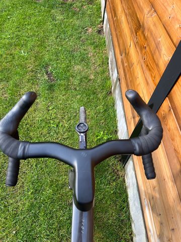 Used Scott Foil RC 10 2022 2022 Road & Gravel, Black — image 3 of 7