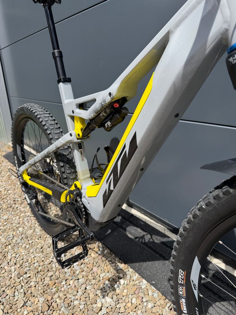 Brugt KTM MACINA KAPOHO 7972 2022 2022 Mountainbike — billede 6 af 6