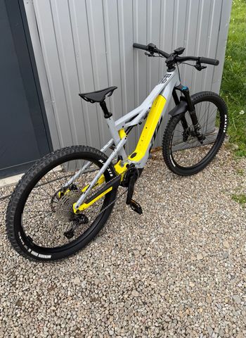 Used KTM MACINA KAPOHO 7972 2022 2022 MTB