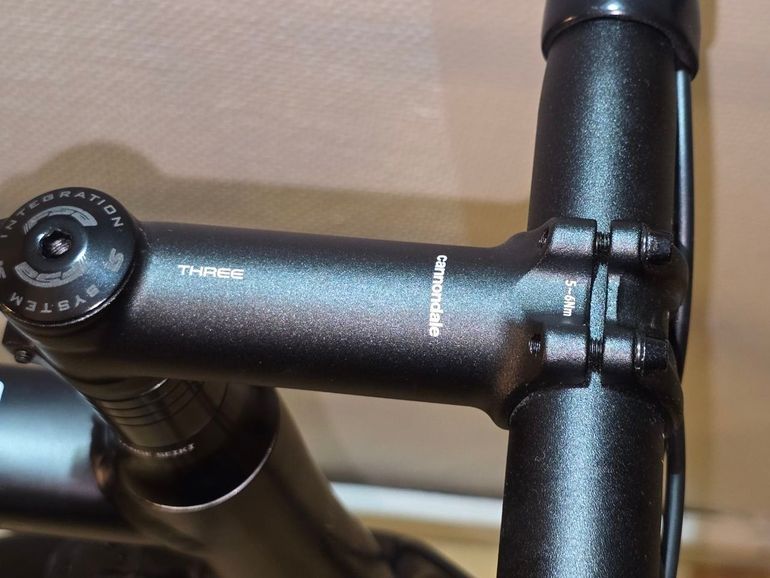 Used Cannondale Caad Shimano 105 2025 Road & Gravel, Black — image 7 of 31