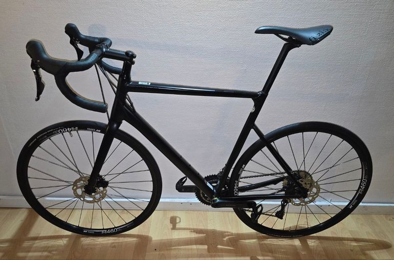 Used Cannondale Caad Shimano 105 2025 Road & Gravel, Black — image 2 of 31