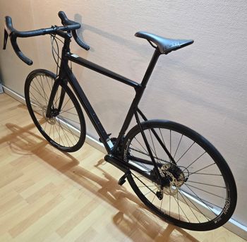 Used Cannondale Caad Shimano 105 2025 Road & Gravel, Black — image 20 of 31