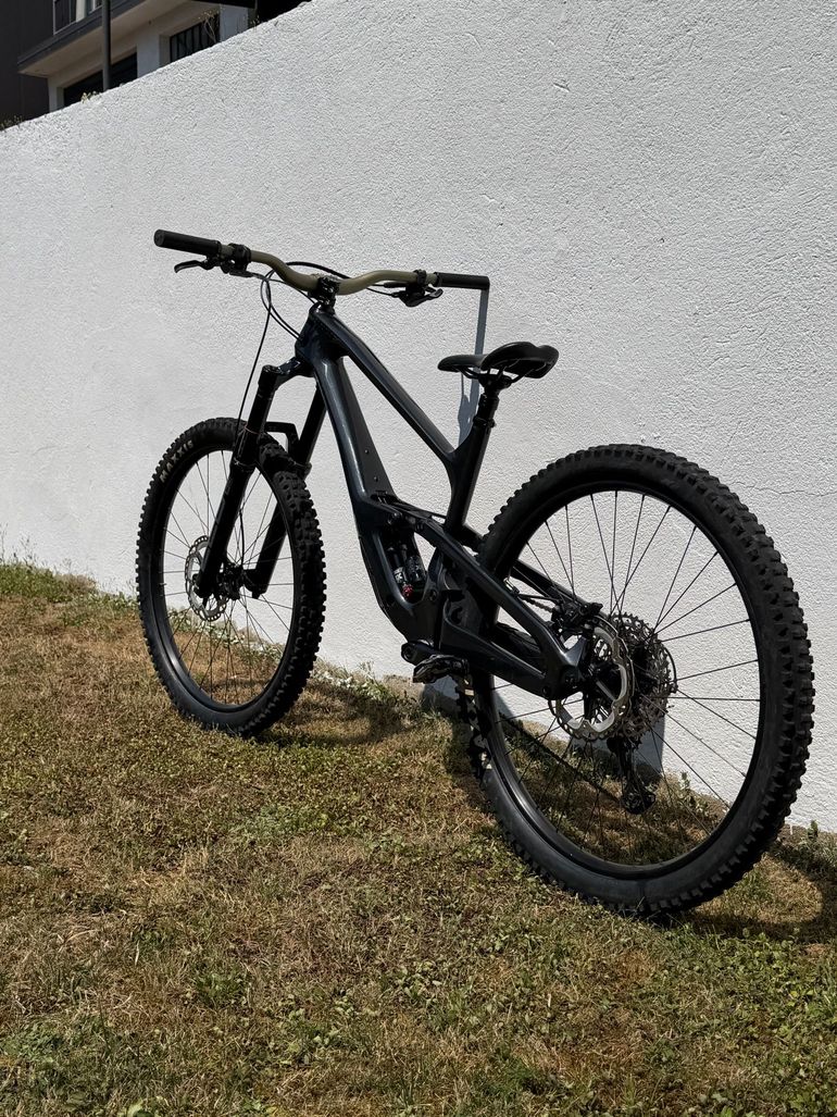 Used Cannondale Jekyll 2 2023 2023 Mountainbike, Black, 29 — image 6 of 6