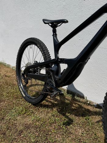 Used Cannondale Jekyll 2 2023 2023 Mountainbike, Black, 29 — image 3 of 6